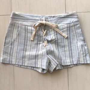 Tie up shorts